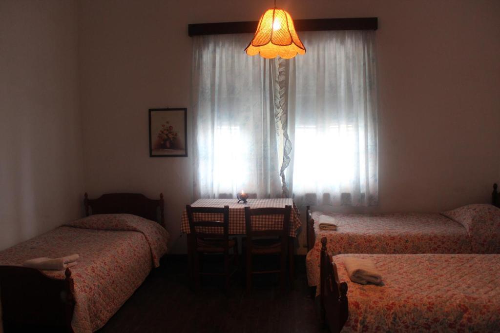 Trianon Hostel Paphos Phòng bức ảnh