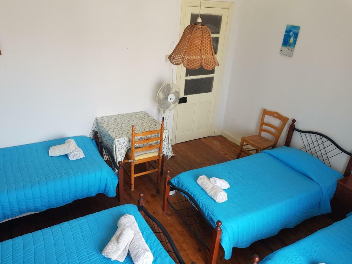 Trianon Hostel Paphos Ngoại thất bức ảnh