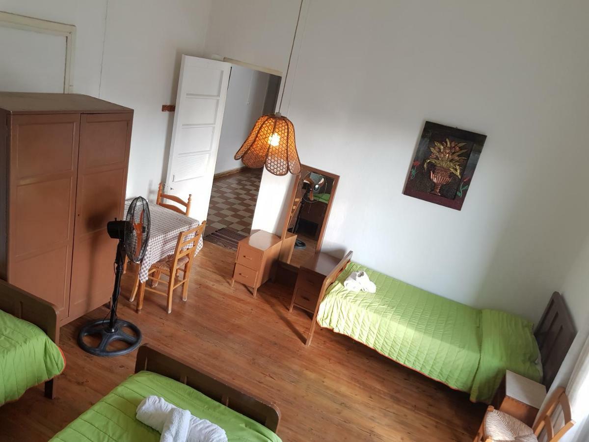 Trianon Hostel Paphos Ngoại thất bức ảnh
